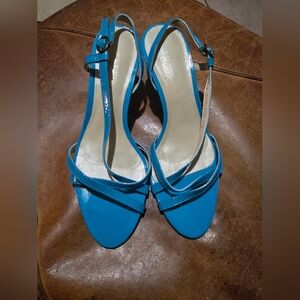 Talbots 5.5B Womens Elegant  Strappy Shoes With Heel.